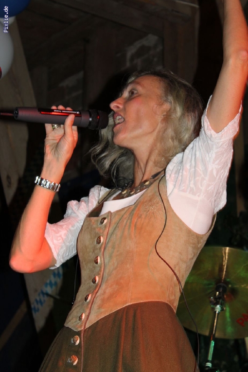 http://www.joy-livemusic.de/pixlie/cache/vs_2011-09-25%20Oktoberfest%20Neida_joy_006.jpg