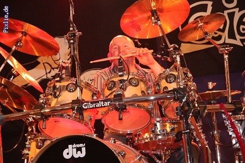 http://www.joy-livemusic.de/pixlie/cache/vs_bunt%20gemischtes_man%20hab%20ich%20nen%20Hunger.jpg